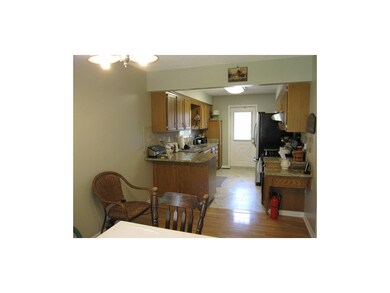 507 N Washington St, Raymore, MO 64083 - photo 4