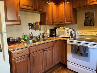97 Bow St unit A, Jamestown, RI 02835 - photo 4