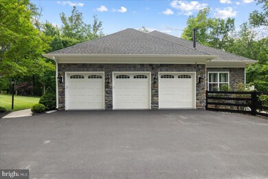 41633 Catoctin Springs Ct, Leesburg, VA 20176 - photo 5