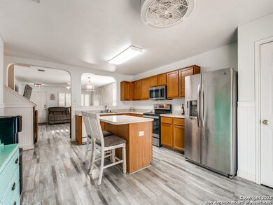 10710 Tiger Horse Dr, San Antonio, TX 78254 - photo 5