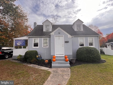 22 W Laurel Rd, Stratford, NJ 08084 - photo 2