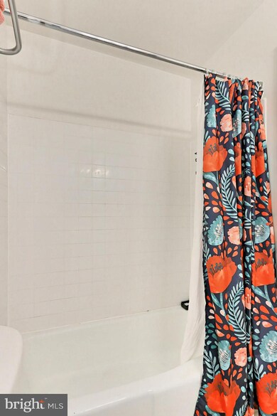 403 N Beauregard St unit 304, Alexandria, VA 22312 - photo 5