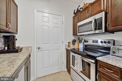 4550 Strutfield Ln unit 2213, Alexandria, VA 22311 - photo 5