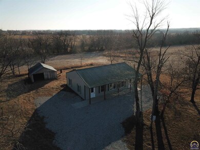 15731 142nd Rd, Mayetta, KS 66509 - photo 6