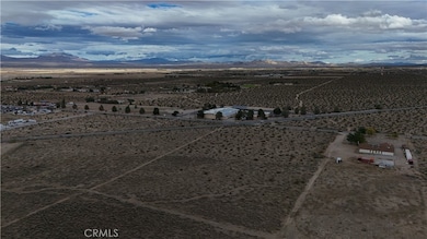 785 Furst St, Lucerne Valley, CA 92356 - photo 4