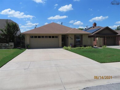 1523 Carol Ln, Wichita Falls, TX 76302 - photo 6