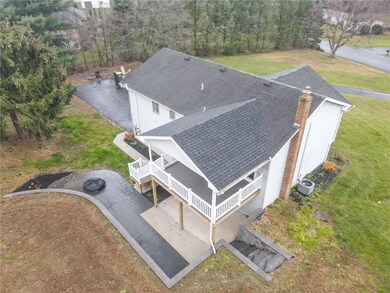 3741 Viewpoint Ct, Slatington, PA 18080 - photo 5