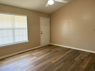 210 Addison Ln, Perry, GA 31069 - photo 2