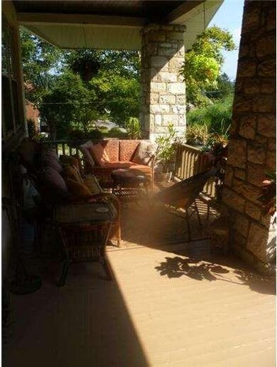 100 S 13th Ave, Coatesville, PA 19320 - photo 3