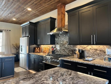 7 Kitchen