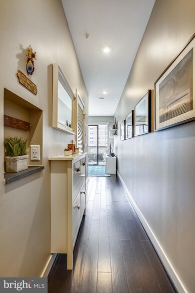 Octave 1320 unit 603, Silver Spring, MD 20910 - photo 2