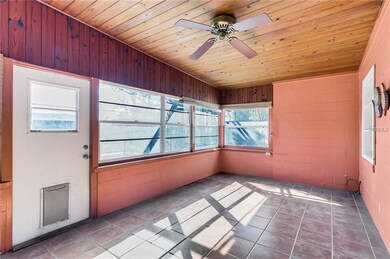 Bonus!! Florida Room