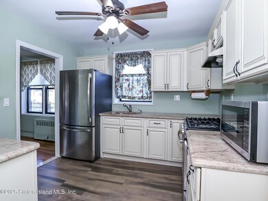 Grant Terrace Condominium unit 3J, Staten Island, NY 10306 - photo 7