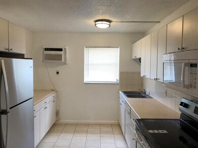 4205 N Flagler Dr unit 4, West Palm Beach, FL 33407 - photo 4