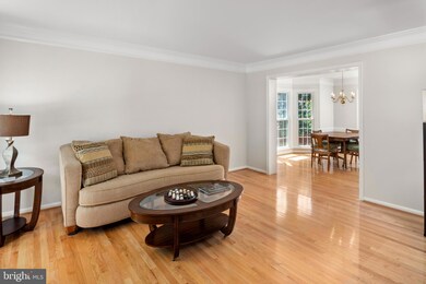 8403 Shadow Wood Ln, Laurel, MD 20724 - photo 6