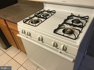 2316 Freetown Ct unit 1B, Reston, VA 20191 - photo 2