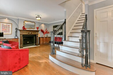 4034 Doveville Ln, Fairfax, VA 22032 - photo 7