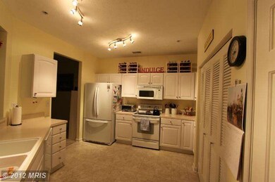 2493 Amber Orchard Ct E unit U102, Odenton, MD 21113 - photo 6