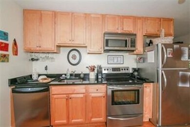 386 E 8th St unit 5, Boston, MA 02127 - photo 7