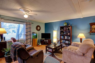 Living room 2
