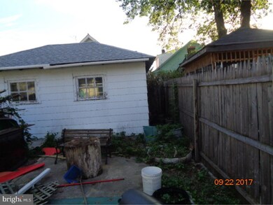 474 N 34th St, Camden, NJ 08105 - photo 2