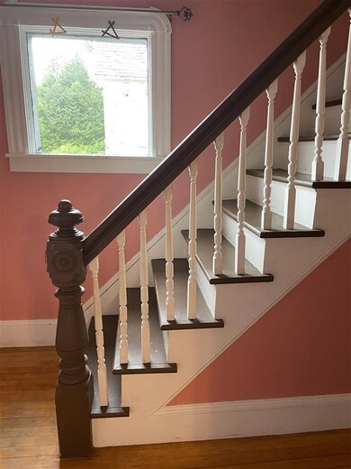 51 Pierpoint Ave, Rutland, VT 05701 - photo 2