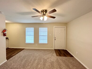 5415 Scott St unit 6, Houston, TX 77021 - photo 4