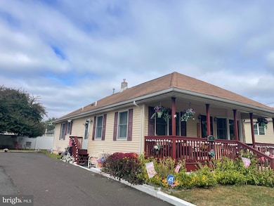 140 Crescent Ave, Ewing, NJ 08638 - photo 2