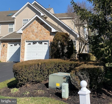 56 Palmer Dr, Moorestown, NJ 08057 - photo 2