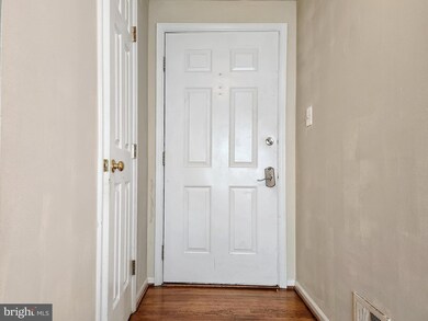 13931 Winding Ridge Ln, Centreville, VA 20121 - photo 2