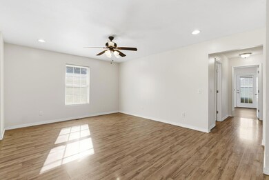 1127 N Northwood Ave, Republic, MO 65738 - photo 5