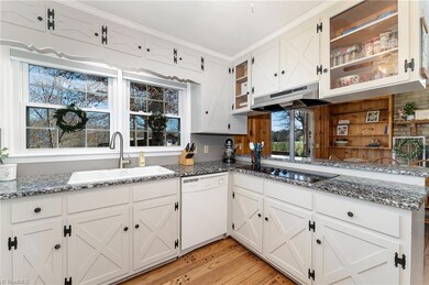 4429 Little Beane Store Rd, Seagrove, NC 27341 - photo 6