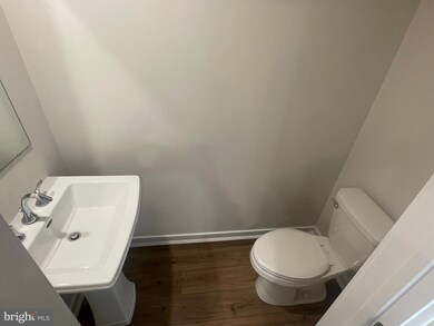 841 Pecan Rd, Spring City, PA 19475 - photo 6