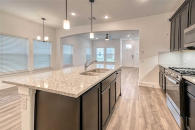 1403 Avocado Ln, Gainesville, TX 76240 - photo 3