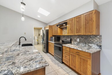 Srunning countertops
