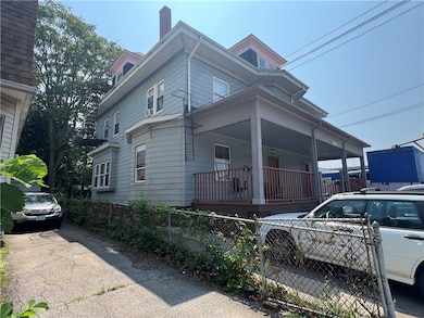 246 Sackett St, Providence, RI 02907 - photo 3