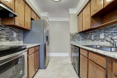 1359 Ramada Dr unit 1359, Houston, TX 77062 - photo 4