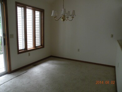 62 Village Dr, Stroudsburg, PA 18360 - photo 7