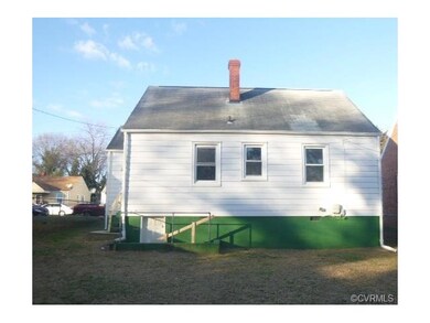 REAR / SEE THE BASEMENT DOOR ?