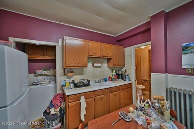 819-821 Delaware St, Scranton, PA 18509 - photo 6