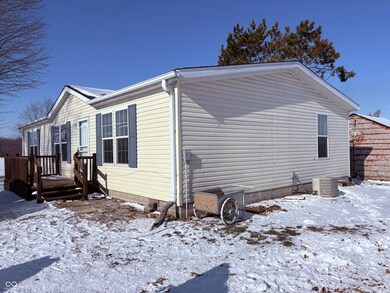 10748 E 300 S, Crawfordsville, IN 47933 - photo 5