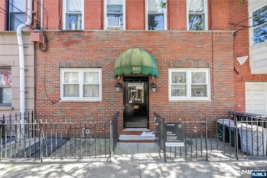 523 Adams St unit 5, Hoboken, NJ 07030 - photo 3