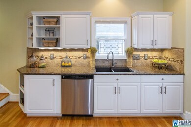 515 Edgeland Place, Birmingham, AL 35209 - photo 7