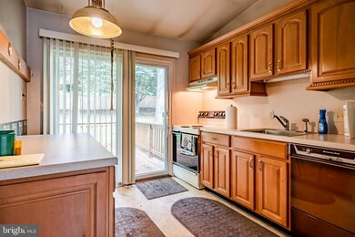 885 Bob o Link Ln, West Chester, PA 19382 - photo 5