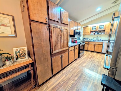 211 S Buchanan St, Prairie Du Chien, WI 53821 - photo 4