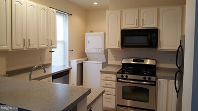 1401 Hull St unit 1, Baltimore, MD 21230 - photo 2