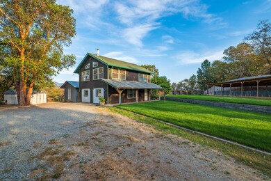 1546ThreePinesRd-004