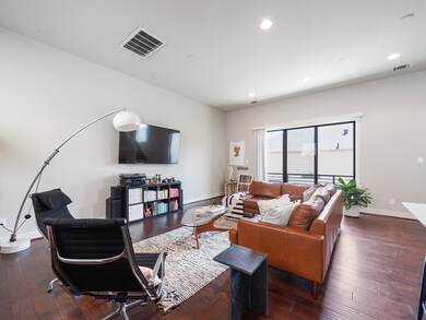 5820 Petty St unit B, Houston, TX 77007 - photo 6