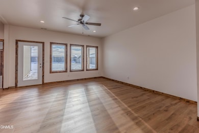 3423 E Calgary Ave, Bismarck, ND 58503 - photo 7