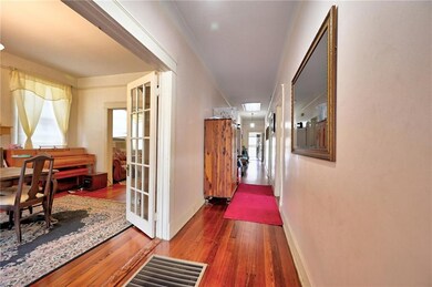 Center Hallway